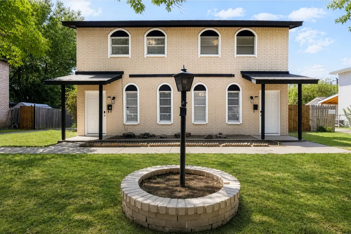 2406 Hollandale Circle, Arlington, TX 76010 - #1