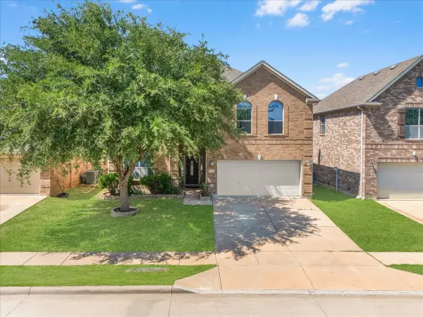 1725 Birds Eye Road, Fort Worth, TX 76177