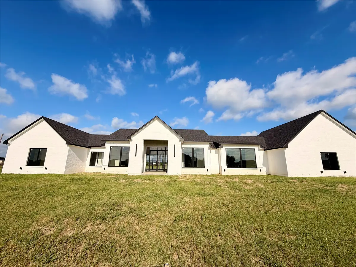 3871 Austin Circle, Sanger, TX 76266 - #1