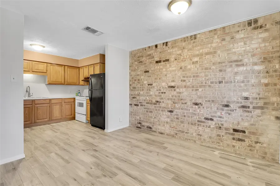 44 E Mountain Creek Drive, Grand Prairie, TX 75052 - #3