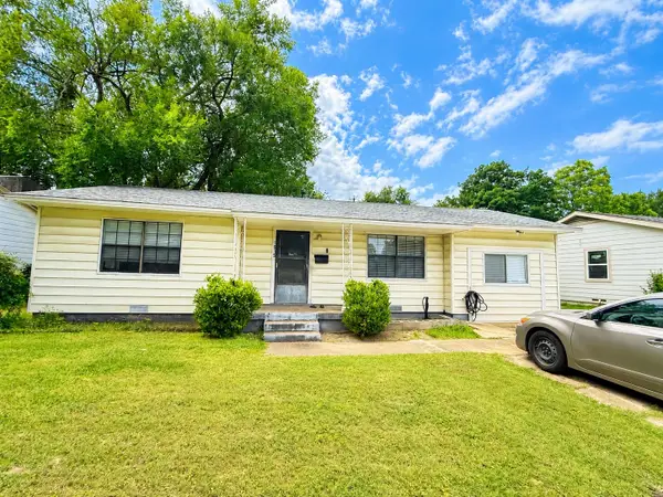 1915 English Street, Irving, TX 75061