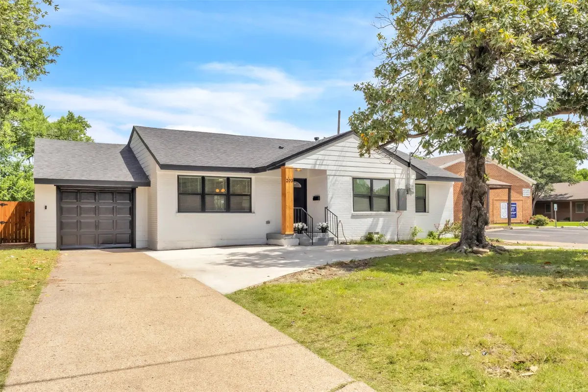 203 E 7th Street, Irving, TX 75060 - #1
