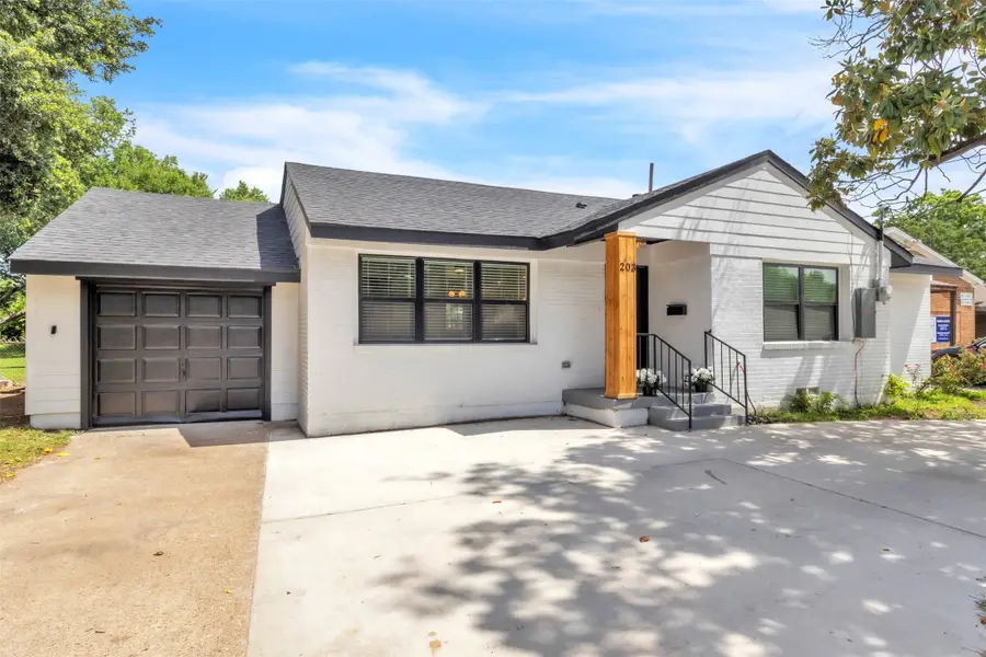 203 E 7th Street, Irving, TX 75060 - #2
