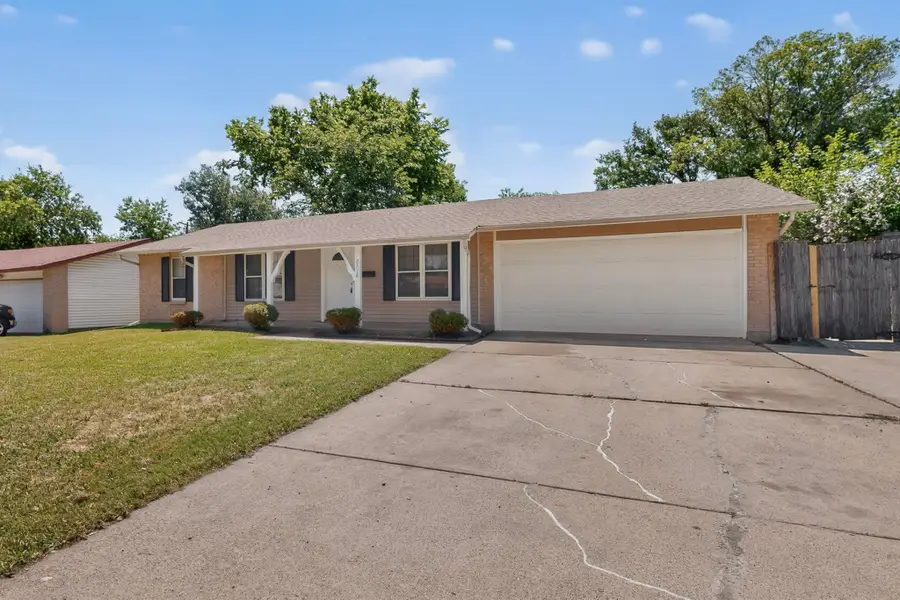 2718 Wesleyan Drive, Irving, TX 75062 - #3