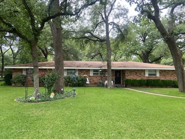 2333 N Carrier Parkway, Grand Prairie, TX 75050 - #1