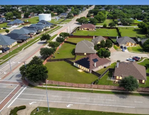 1435 Fleetwood Cove Drive, Grand Prairie, TX 75052