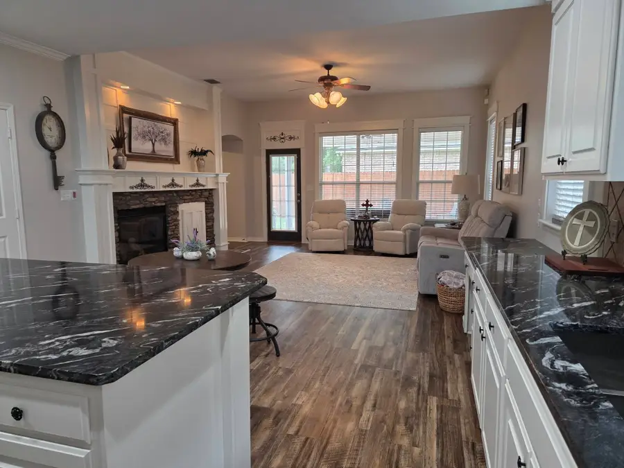 8100 Captain Mary Miller Drive, Shreveport, LA 71115 - #3