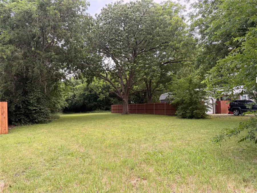 113 Davis Street, Farmersville, TX 75442 - #3