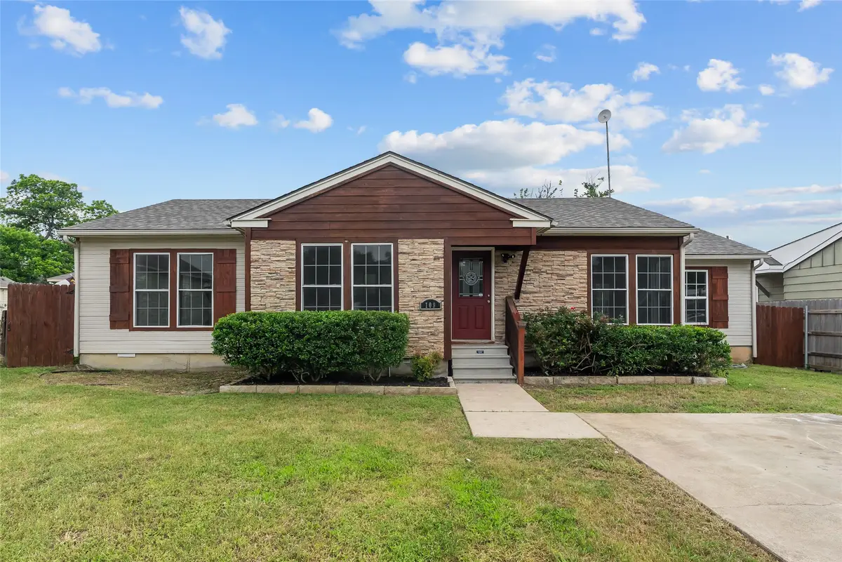 109 S 1st Street, Godley, TX 76044 - #1