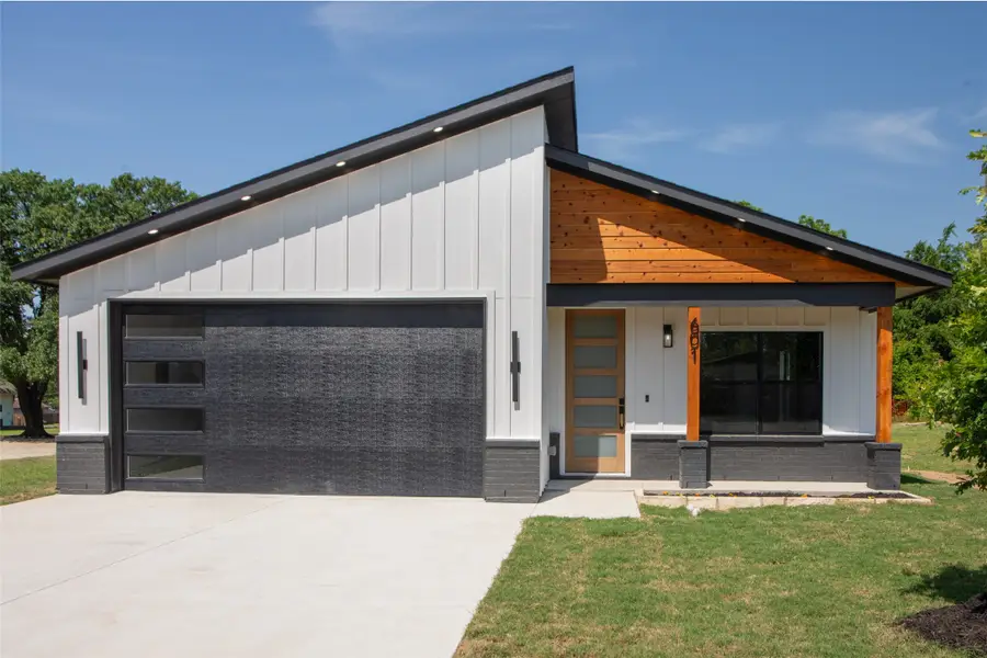 601 Hettie Street, Denton, TX 76209 - #2