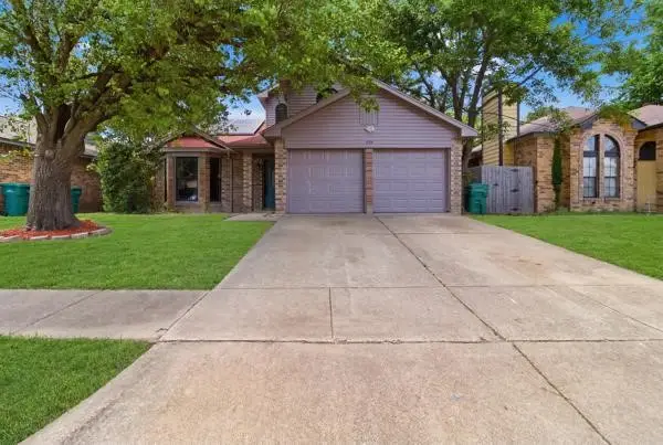 606 Lemons Street, Cedar Hill, TX 75104 - #1