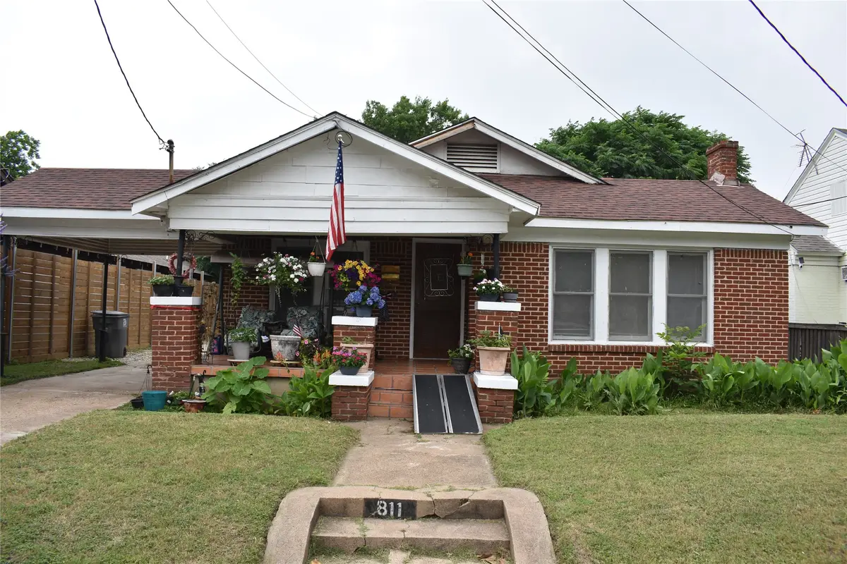 811 Buckalew Street, Dallas, TX 75208 - #1