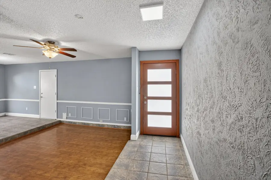 7333 Misty Meadow Drive S, Fort Worth, TX 76133 - #2