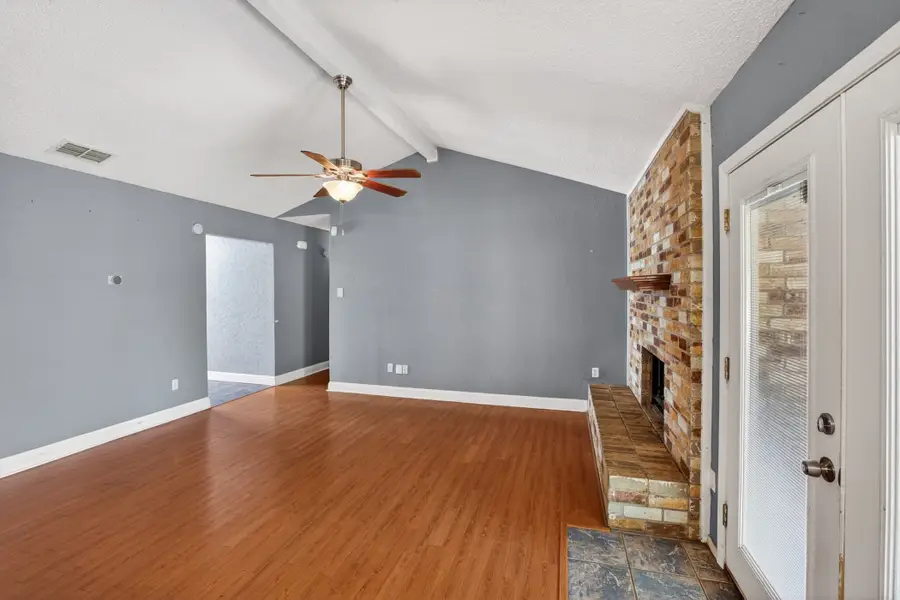 7333 Misty Meadow Drive S, Fort Worth, TX 76133 - #3