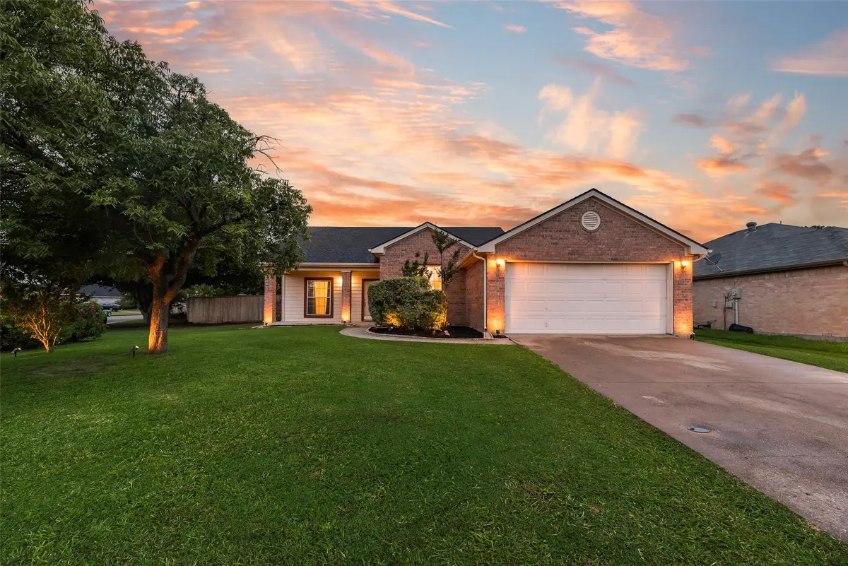 401 Autumn Trail, Royse City, TX 75189 - #1