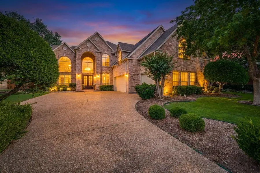 820 Parkwood Court, McKinney, TX 75072 - #2