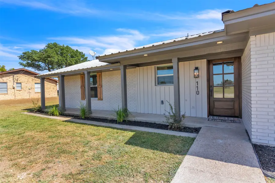 110 Twin Circle, Wortham, TX 76693 - #2