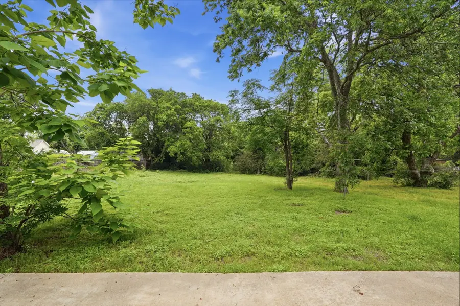 508 W Willingham Street, Cleburne, TX 76033 - #2