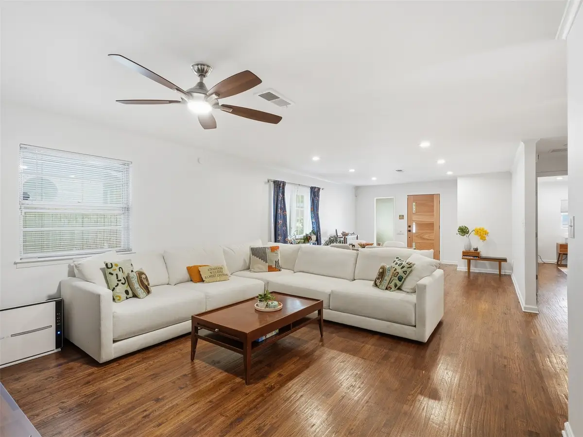 814 Westmount Avenue, Dallas, TX 75211 - #1