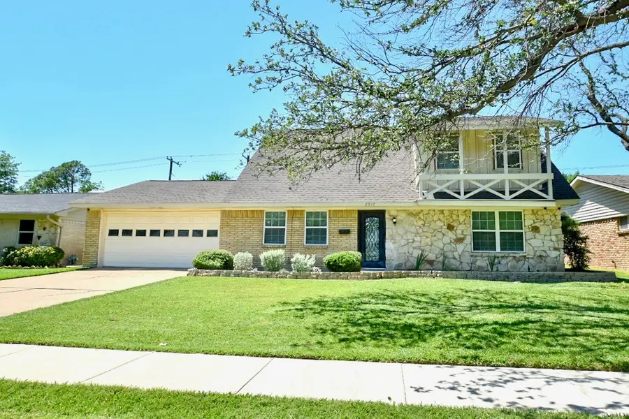2517 Fairbrook Street, Irving, TX 75062 - #2