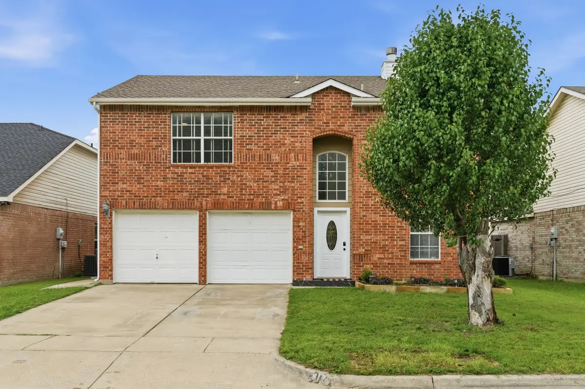 8173 Heritage Place Drive, Fort Worth, TX 76137 - #1