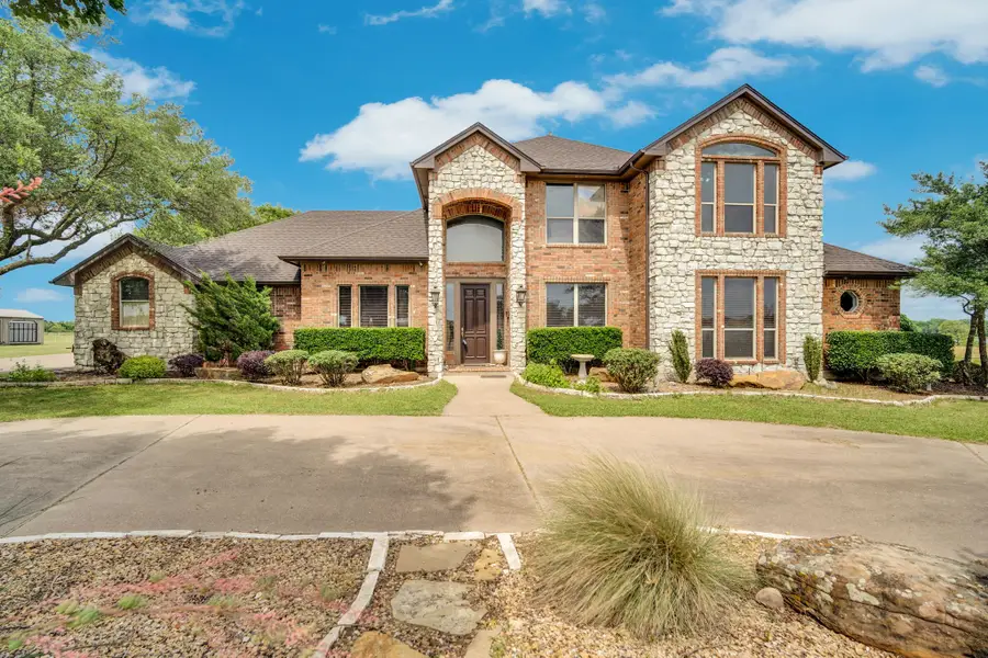 241 Cody Road, Ennis, TX 75119 - #2