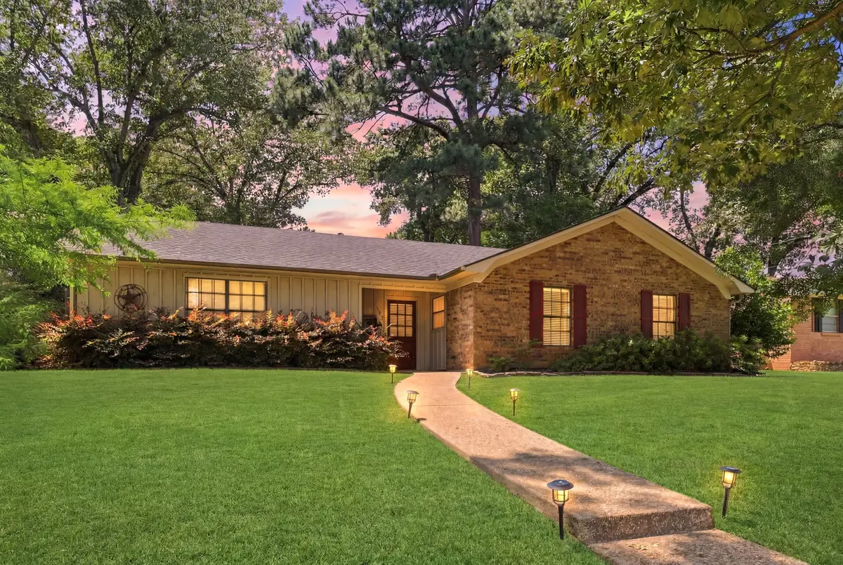 3505 Cloverdale Drive, Tyler, TX 75701 - #1