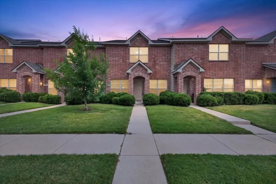 2312 Calendar Court, Grand Prairie, TX 75050 - #2