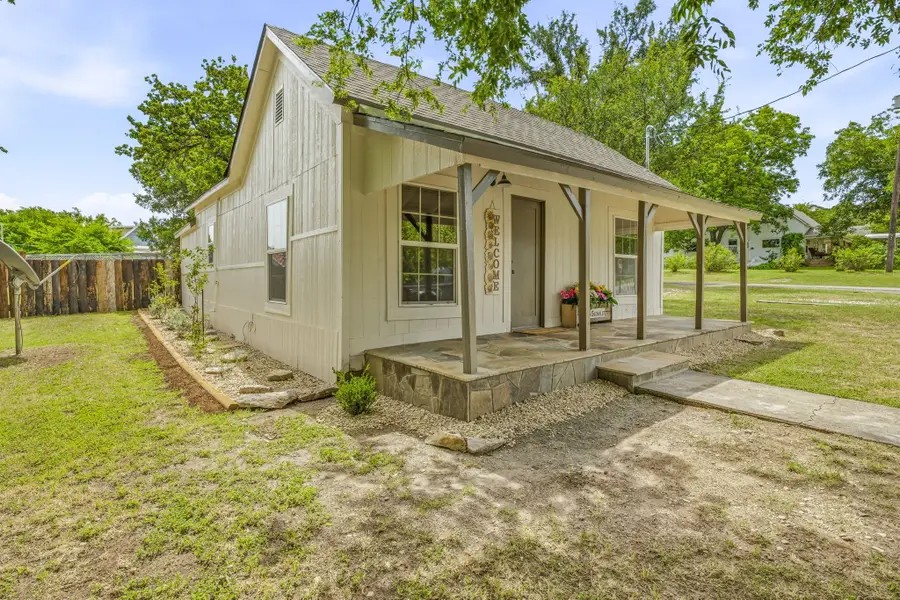 255 Glenn Street, Bluff Dale, TX 76433 - #2