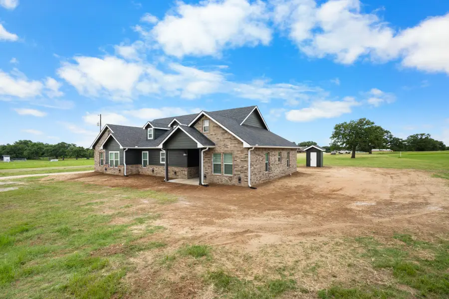 1446 Faulkner Road, Sunset, TX 76270 - #2
