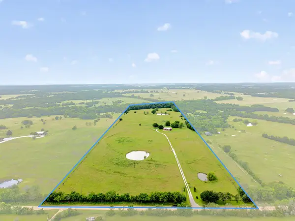 994 County Road 3925, Wolfe City, TX 75496