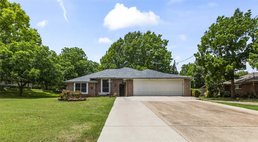 403 N Casa Grande Circle, Duncanville, TX 75116 - #3