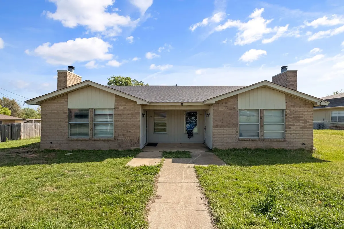 7316 Davis Boulevard, North Richland Hills, TX 76182 - #1