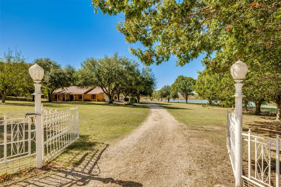 5547 Woodland Hills Drive, Denton, TX 76208 - #2