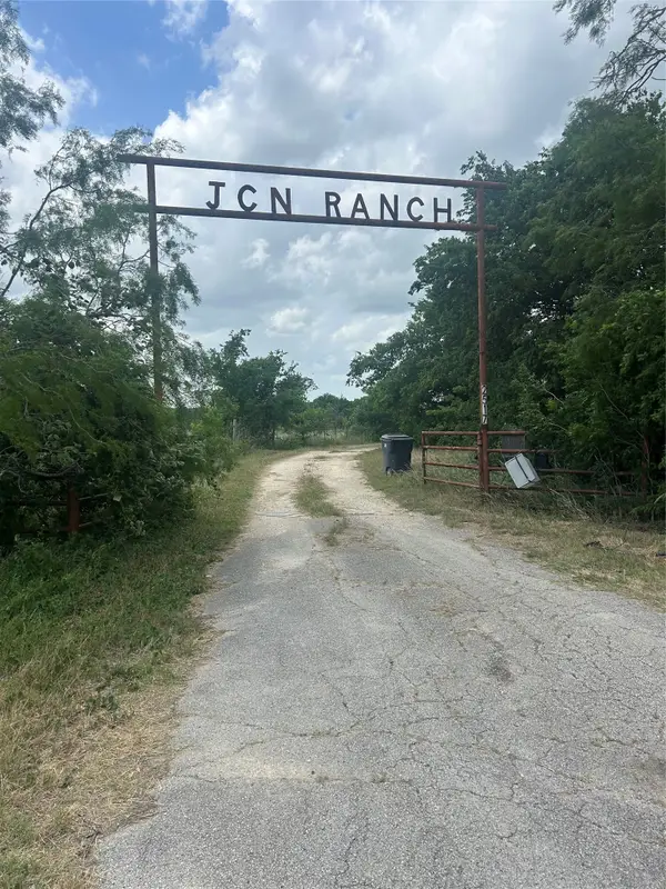 2517 State Highway 31, Hubbard, TX 76648