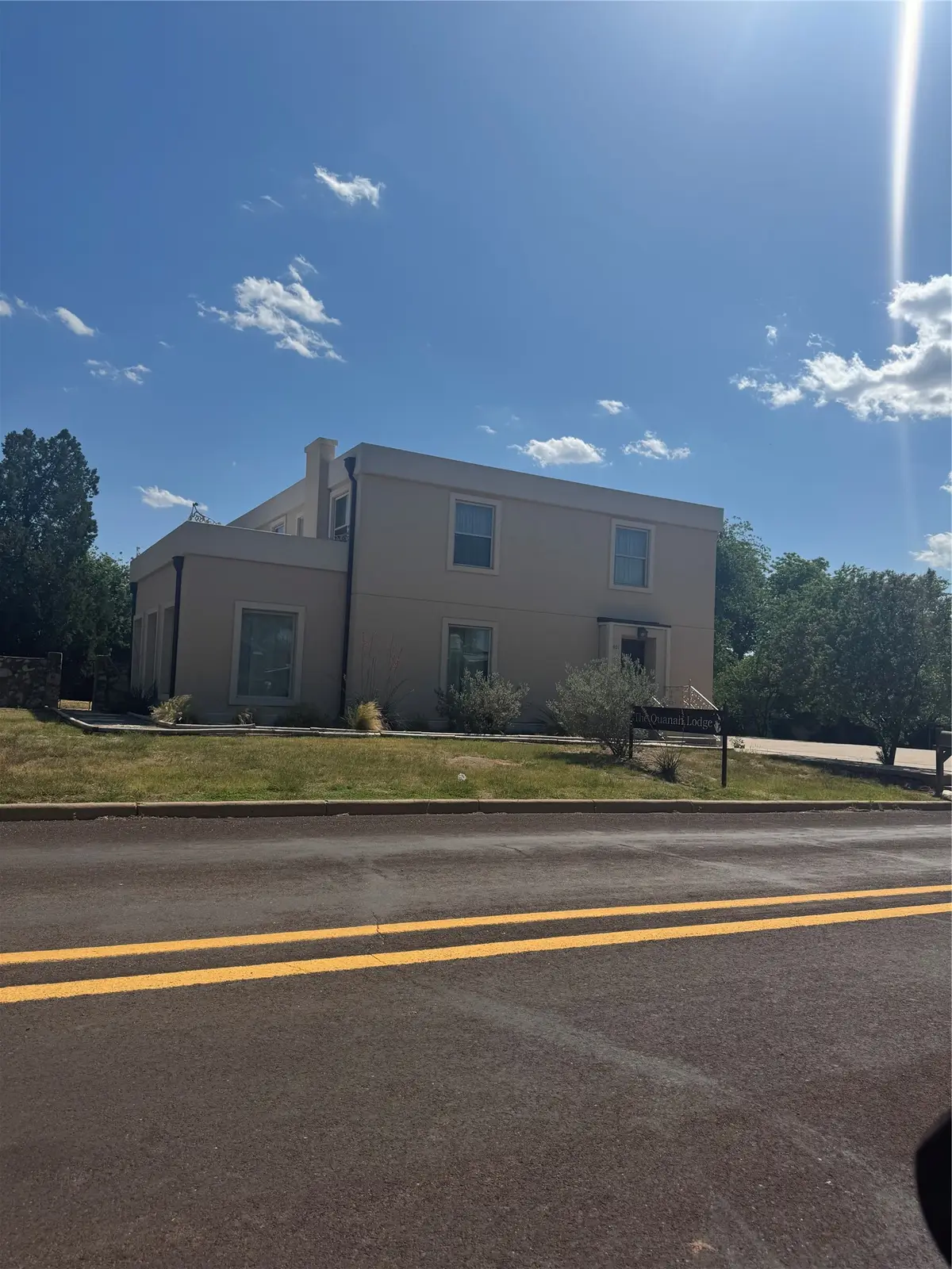 901 W 3rd Street, Quanah, TX 79252 - #1