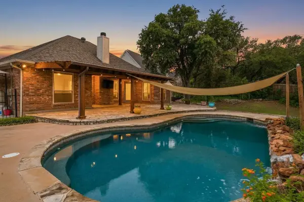 126 Spanish Oaks Trail, Glen Rose, TX 76043