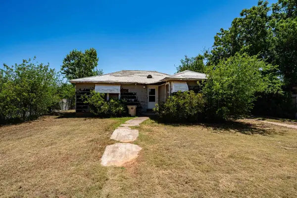1821 Avenue K, Anson, TX 79501