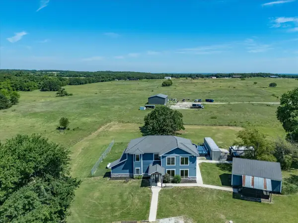 1184 County Road 1785, Sunset, TX 76270