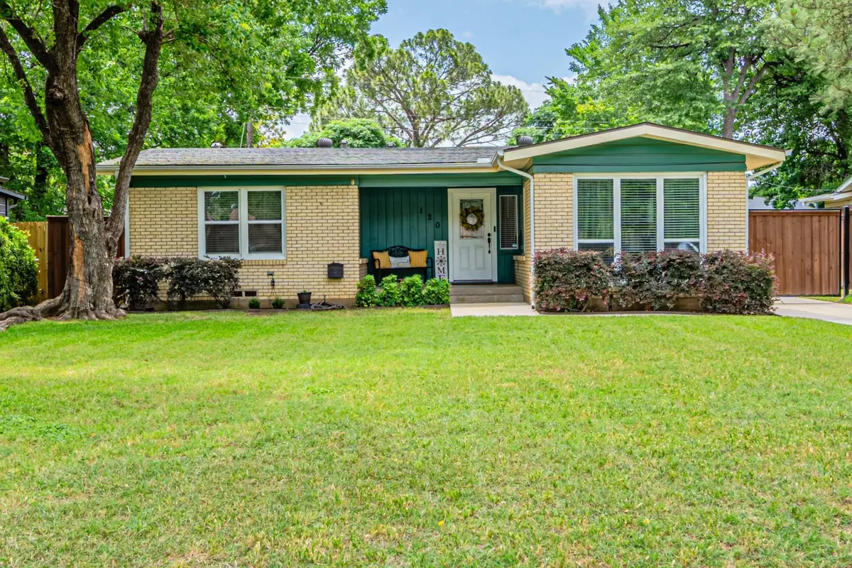 120 E Scotland Drive, Irving, TX 75062 - #1