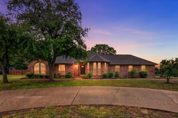 137 Tamarron Drive, Lakeside, TX 76135