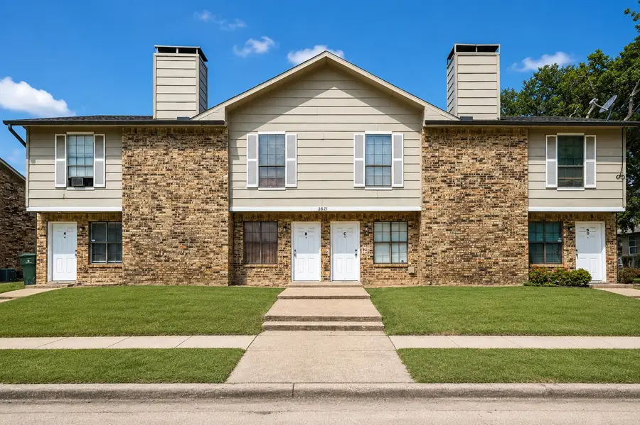 2813 & 2821 Wimbledon Court, Garland, TX 75041 - #3