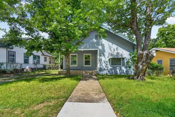 3454 Frazier Avenue, Fort Worth, TX 76110
