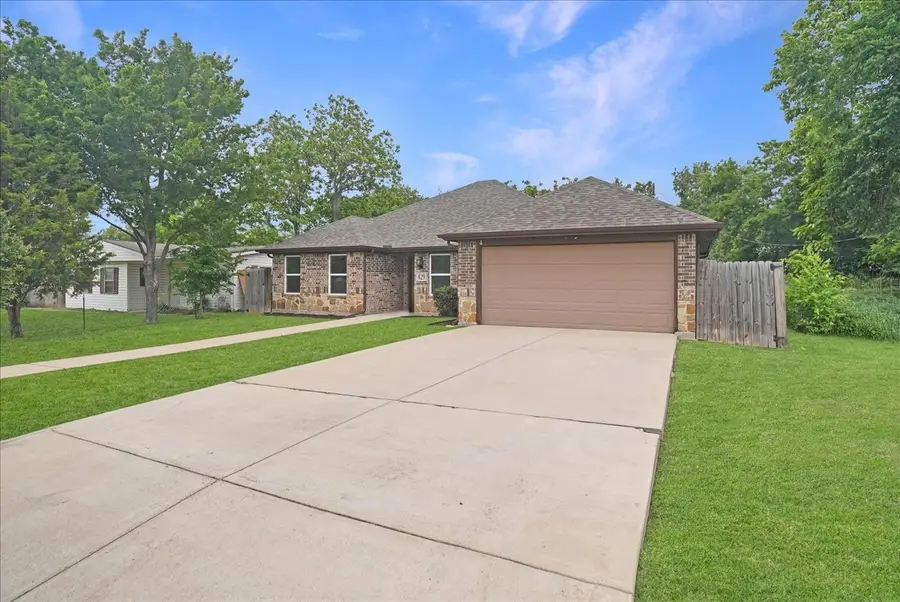 429 Cresthill Drive, Mesquite, TX 75149 - #2