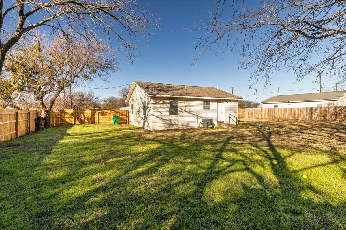 205 N State Highway 101, Chico, TX 76431 - #1