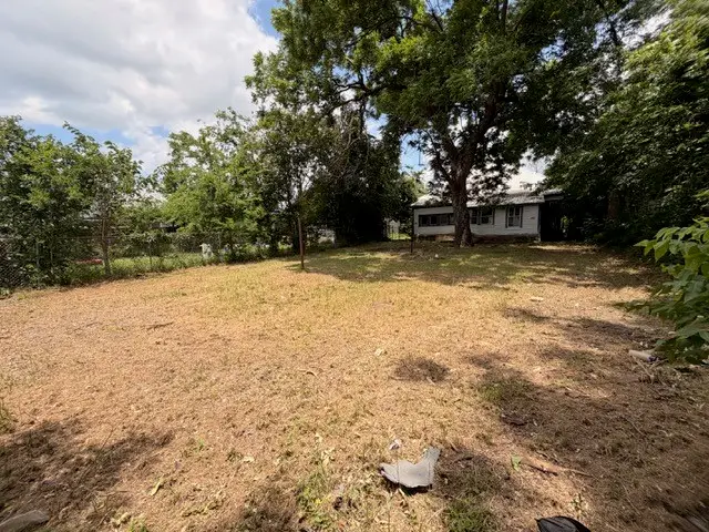819 S 10th Street, Waco, TX 76706 - #3