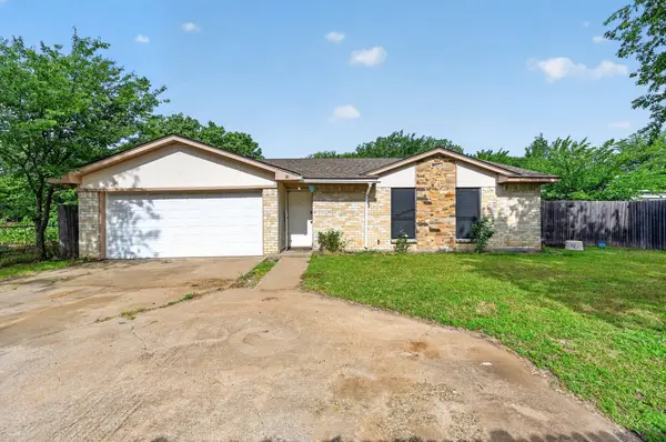 207 Water Lane, Crowley, TX 76036