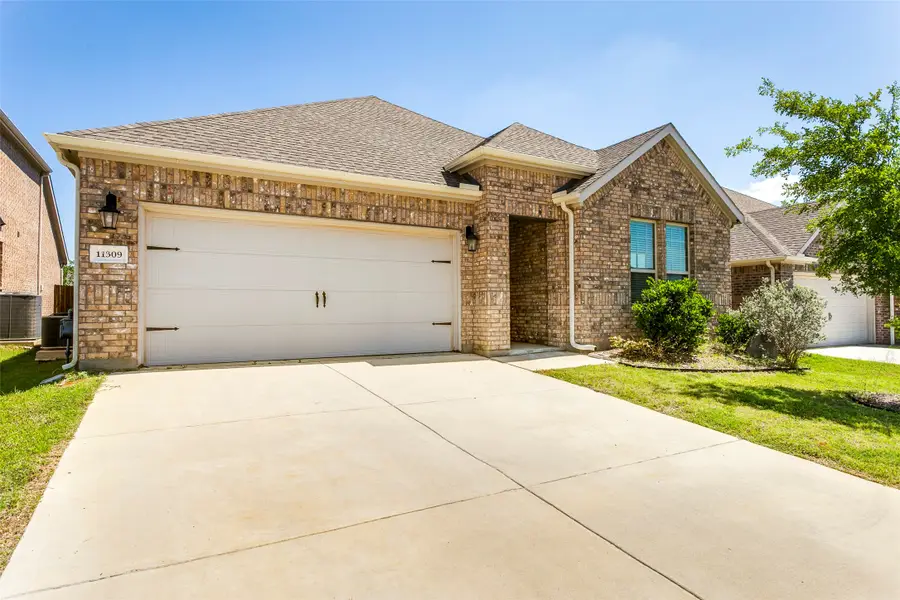 11309 Ponderosa Trail, Aubrey, TX 76227 - #3