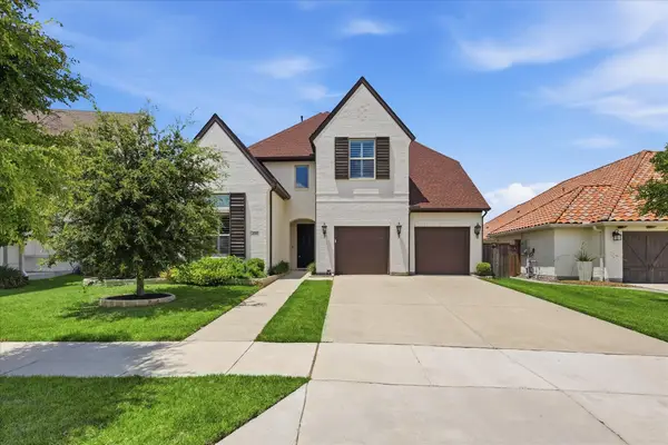 1713 Roundtree Circle E, Fort Worth, TX 76008