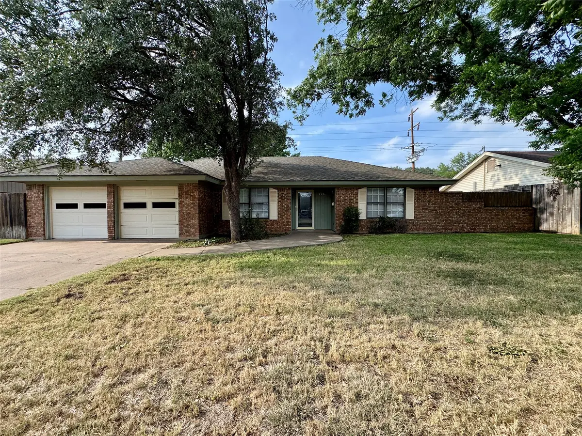3334 Santa Monica Drive, Abilene, TX 79605 - #1